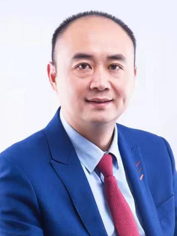 慕东泰